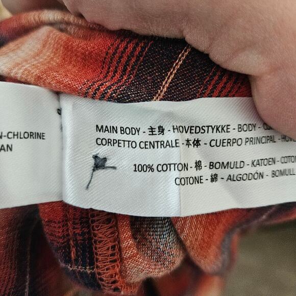 Ariat Women's Large Button-Up Flannel - Great Condition! - Picture 7 of 7